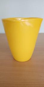 vase en céramique jaune moderne, Maison & Meubles, Accessoires pour la Maison | Vases, Comme neuf, Jaune, Moins de 50 cm, Enlèvement ou Envoi