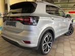 T-CROSS 110tsi AUTOMAAT - R-LINE -App -LED -Camera -14.509km, Auto's, Volkswagen, T-Cross, USB, Leder en Stof, 5 zetels