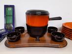 Mooie Vintage oranje/zwarte complete fondueset en toebehoren, Elektronische apparatuur, Fonduesets, Ophalen of Verzenden, Brander