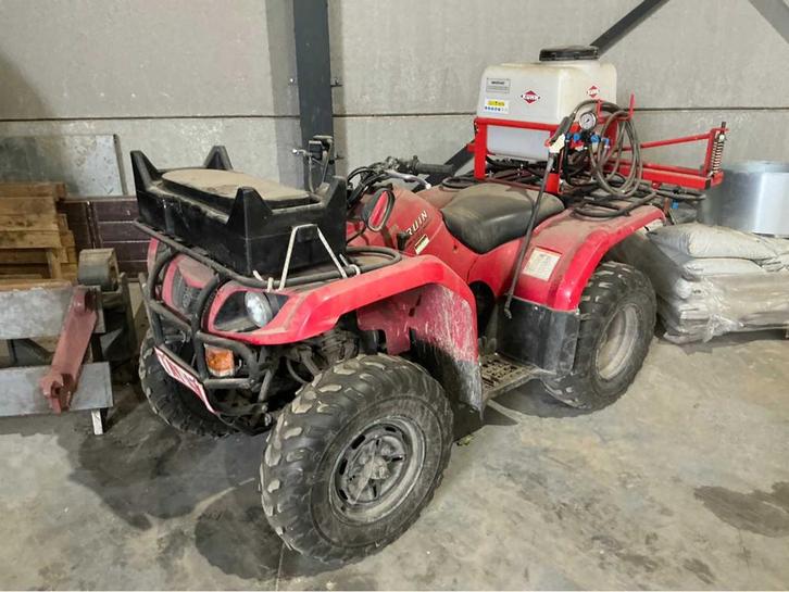 Yamaha Bruin 350 Quad met sproeier, Zakelijke goederen, Landbouw | Werktuigen, Overige, Overige typen