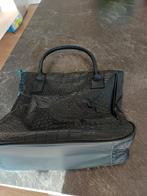 Handtas, Ophalen, Handtas