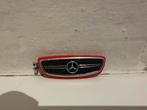 Mercedes‑Benz sleutelhanger – grille design – rood, Verzamelen, Sleutelhangers, Ophalen, Gebruikt, Merk