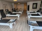 Nieuwe Pilates Reformer met beetje lakschade, Sport en Fitness, Yoga en Pilates, Ophalen