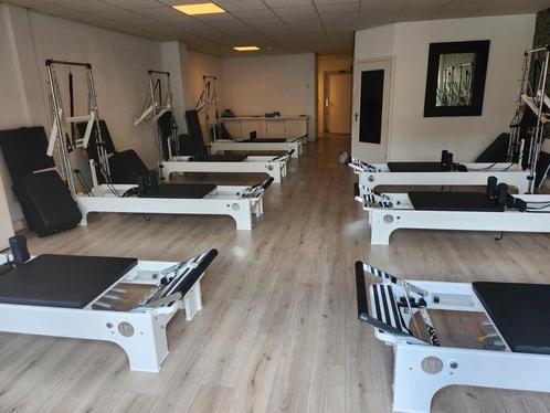 Nouveau Pilates Reformer avec un peu de peinture endommagée, Sports & Fitness, Yoga & Pilates, Enlèvement