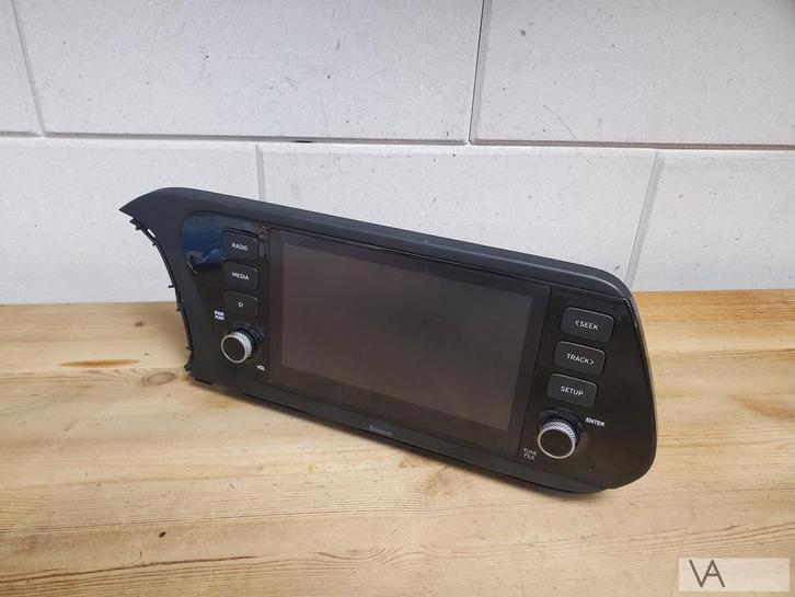 Hyundai i20 Bayon radio navigatie display met carplay en DAB, Auto-onderdelen, Dashboard en Schakelaars, Hyundai, Gebruikt, Ophalen of Verzenden