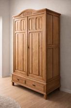 Antieke kast in Olmenhout, Antiek en Kunst, Ophalen