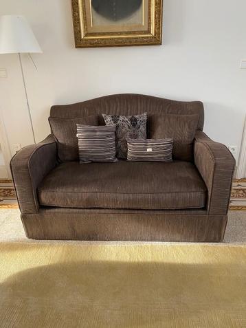 Comfortable 2 zit beschikbaar voor biedingen