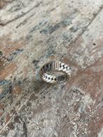 Buddha to Buddha zilveren ring – Chain (maat 20), Ophalen, Zo goed als nieuw, Zilver
