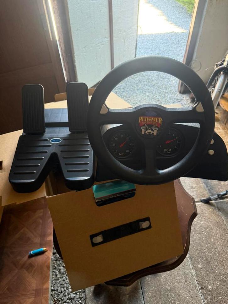Per 4 mer is de naam van het stuur en de pedalen, Computers en Software, Joysticks, Gebruikt, Ophalen