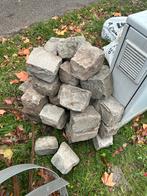 Grijze kasseien +- 40 stuks, Tuin en Terras, Ophalen, Zo goed als nieuw