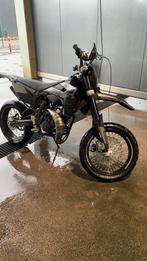 Sherco 50cc, Fietsen en Brommers, Ophalen, Zo goed als nieuw