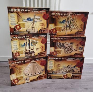 Bouwpakketten lot Revell 'Leonardo Da Vinci' beschikbaar voor biedingen
