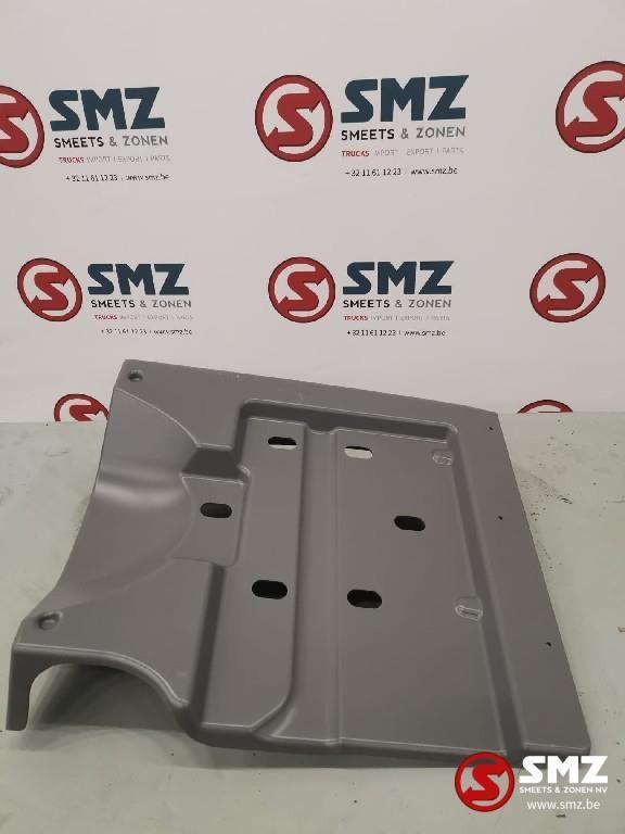 Occ Spatbord mercedes axor rechts, Auto-onderdelen, Vrachtwagen-onderdelen, Mercedes-Benz, Carrosserie en Plaatwerk, Gebruikt