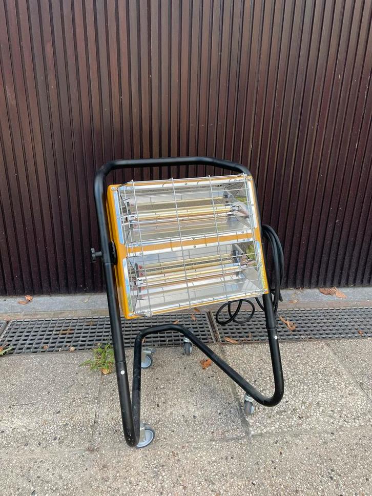 MASTER HALL 3000- Elektrische Infrarood Heater- 3KW, Doe-het-zelf en Bouw, Schildersmaterialen, Zo goed als nieuw, Ophalen