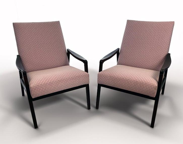 Set van 2 mid-century lounge stoelen, Huis en Inrichting, Fauteuils, Zo goed als nieuw, Hout, Stof, 50 tot 75 cm, Minder dan 75 cm