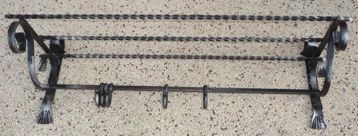 Porte-manteaux en fer forgé, Huis en Inrichting, Woonaccessoires | Kapstokken, Gebruikt, Wandkapstok, Minder dan 100 cm, Metaal