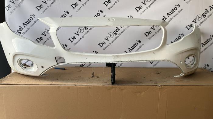 Voorbumper van een Mercedes GLA, Auto-onderdelen, Carrosserie, Bumper, Mercedes-Benz, Gebruikt, 3 maanden garantie, Ophalen of Verzenden