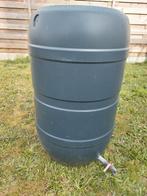 Regenton 210 liter met voet en kraan. 2stuks te koop., Ophalen, Kunststof, Gebruikt, Met kraantje