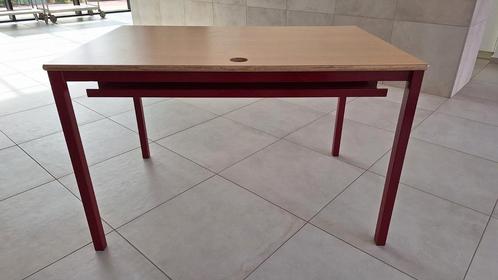 Bureau met kabelgoot, Huis en Inrichting, Bureaus, Gebruikt, Bureau, Ophalen