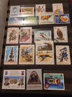 105 postzegels mix wereld, Postzegels en Munten, Ophalen of Verzenden