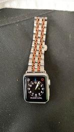 Apple Watch 7000 series (aluminium), Comme neuf, IOS, Enlèvement ou Envoi, Argent