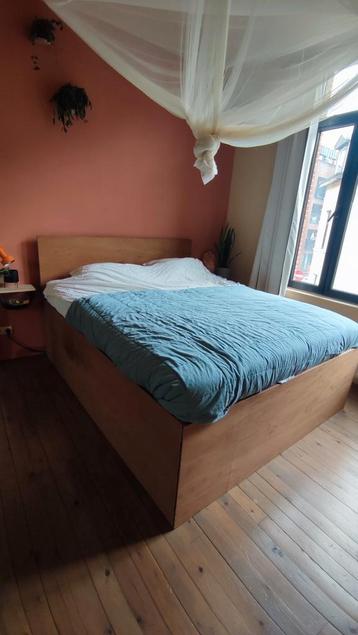 Massief Houten Bedframe - Handgemaakt 180x220 met opbergruim beschikbaar voor biedingen