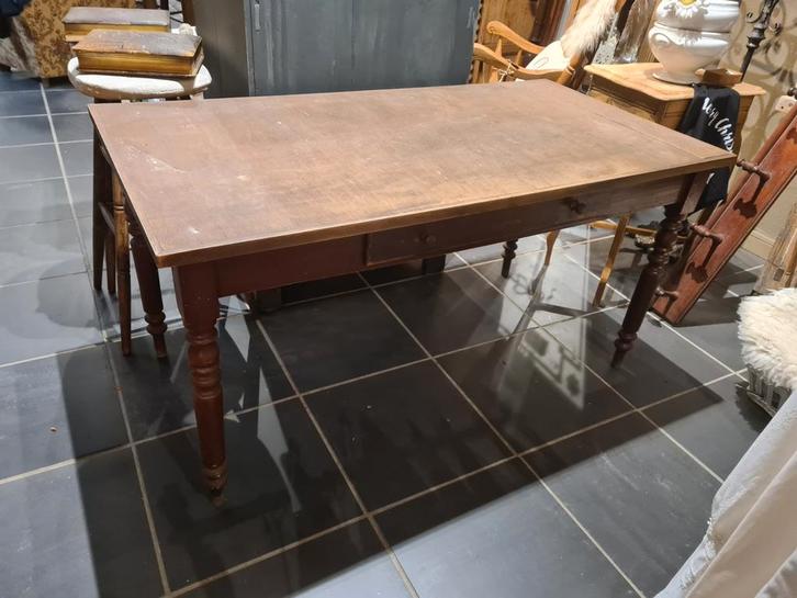 Ancienne table de cuisine avec toboggan, Antiquités & Art, Antiquités | Meubles | Tables, Enlèvement