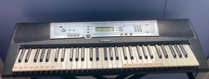 Yamaha draagbaar muziek keyboard voor beginners, Muziek en Instrumenten, Keyboards, Gebruikt, Yamaha, Ophalen