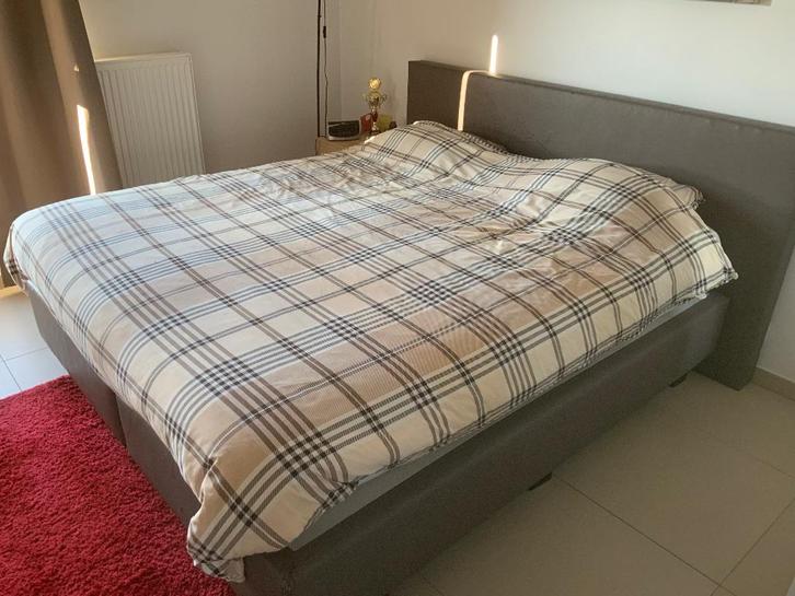 Boxspring, Huis en Inrichting, Slaapkamer | Boxsprings, Gebruikt, 200 cm, Tweepersoons, Blauw, Ophalen