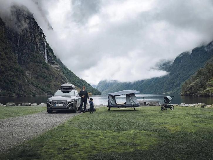 Thule Outset trekhaaktent, Caravans en Kamperen, Overige Caravans en Kamperen, Ophalen