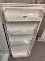 Zanussi koelkast te koop, Elektronische apparatuur, Vriezers en Diepvrieskisten, Ophalen, Zo goed als nieuw