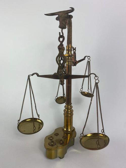 Balance Tête de Taureau Double Complète, Antiquités & Art, Antiquités | Outils & Instruments