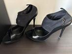 Escarpins pointure 40, Enlèvement ou Envoi, Chaussures à haut talons, Comme neuf, Noir