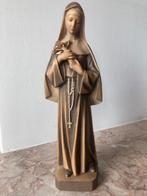Beeld heilige Rita in Dennenhout gesneden (29 cm), Ophalen of Verzenden, Nieuw, Beeld(je), Christendom | Katholiek
