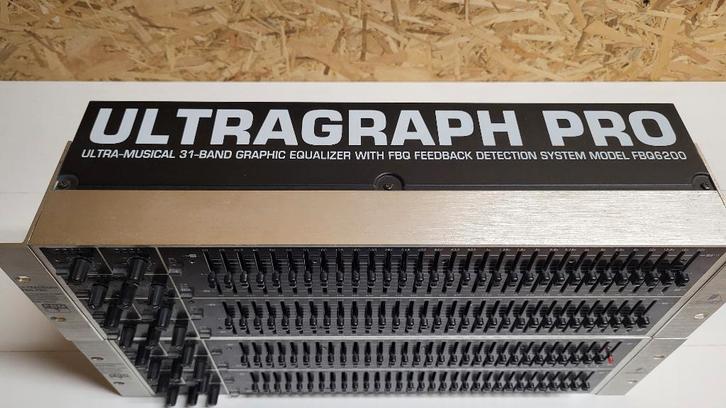 Behringer Ultragraph Pro FBQ6200, Audio, Tv en Foto, Professionele apparaten, Gebruikt, Audio, Ophalen of Verzenden