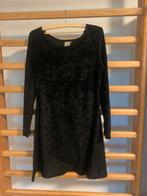 Robe velours noire taille 38, Vêtements | Femmes, Enlèvement