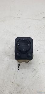 Spiegelverstelling schakelaar Volkswagen Golf III MK3 cabrio, Auto-onderdelen, Info@fabrikant.eu, Fabrikant BV, Gebruikt, Fabrikantstraat 1
1000 AA  Amsterdam, NL