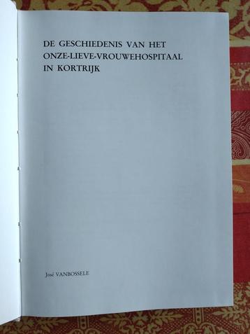 Oude boeken uit erfenis (3) beschikbaar voor biedingen