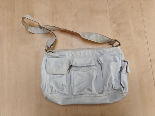 Witte handtas, Handtassen en Accessoires, Tassen | Damestassen, Gebruikt, Handtas, Wit, Ophalen of Verzenden