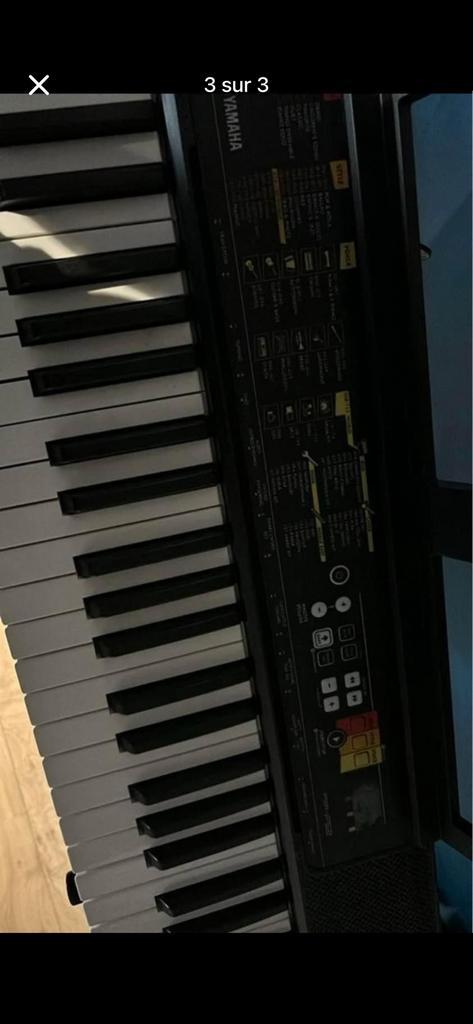 Digitale piano van Yamaha, Muziek en Instrumenten, Piano's, Zo goed als nieuw, Piano, Zwart, Hoogglans, Ophalen of Verzenden