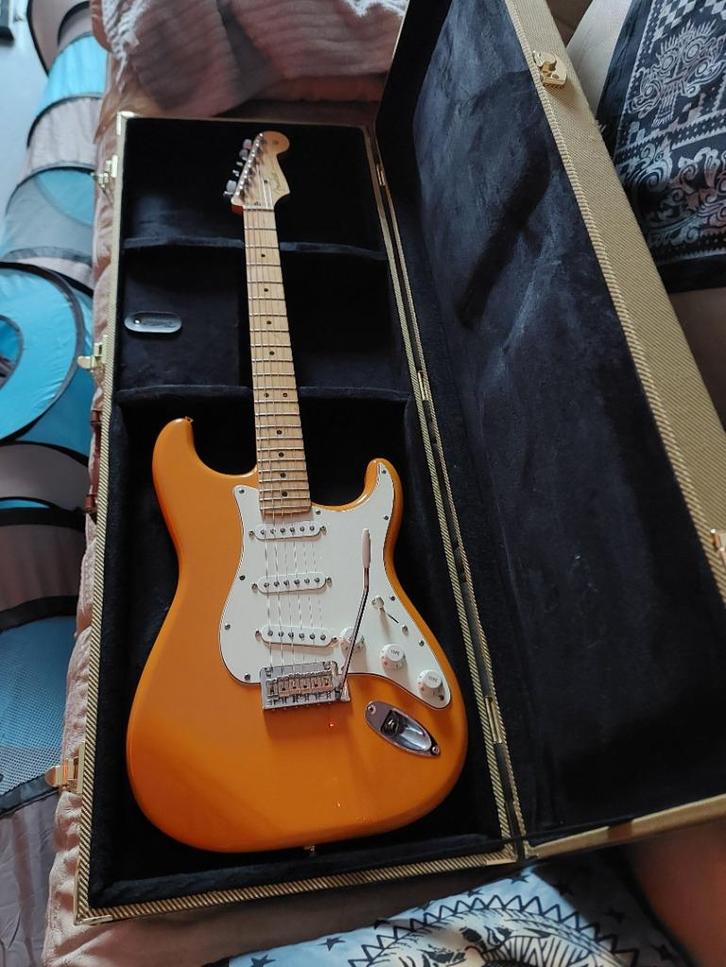 Fender Player Strat MN Capri, Muziek en Instrumenten, Snaarinstrumenten | Gitaren | Elektrisch, Zo goed als nieuw, Solid body