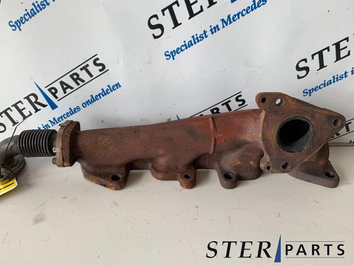 Uitlaatspruitstuk van een Mercedes Vito, Auto-onderdelen, Uitlaatsystemen, Mercedes-Benz, Gebruikt, 3 maanden garantie, Ophalen of Verzenden