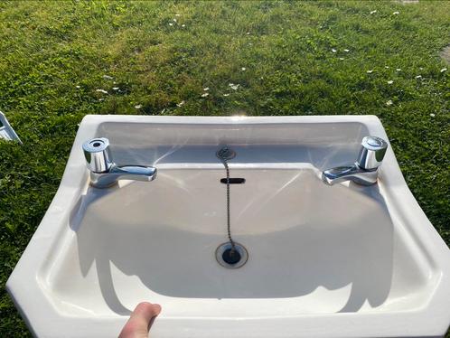 Lavabo en faïence, Bricolage & Construction, Sanitaire, Comme neuf, Lavabo