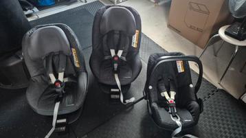 Maxi Cosy Pebble Plus 2 way Fix beschikbaar voor biedingen