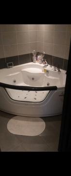 Jacuzzi, etat proche du neuf. Utilisez max 10 fois., Maison & Meubles, Salle de bain | Salle de bain complète, Enlèvement ou Envoi