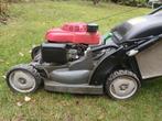Grasmaaier HONDA HRX 476 47 cm Zelfrijdend als nieuw, Ophalen, Zo goed als nieuw, Benzine-grasmaaier, 40 t/m 49 cm