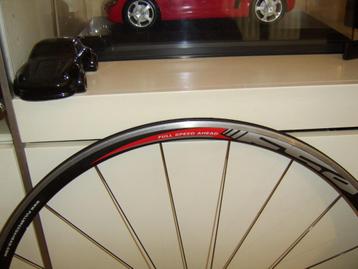 Roue avant route beschikbaar voor biedingen