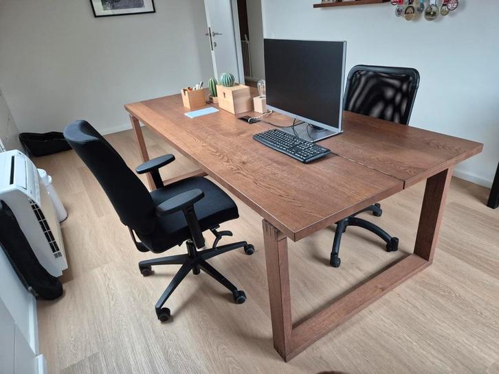 Grote bureau - walnoot, Huis en Inrichting, Bureaus, Gebruikt, Ophalen