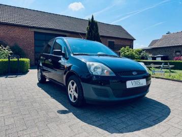 Ford Fiesta 1.3 Benzine * Garantie * Airco * beschikbaar voor biedingen