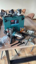 Makita combifrees + grote geleider + CMT frezen, Enlèvement, Comme neuf, Électrique, Routeur